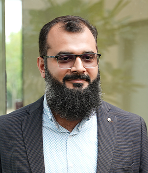 usama-bin-sadaqat